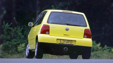 Volkswagen Lupo в повороте